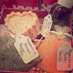 4 piece peppermint non toxic bath set